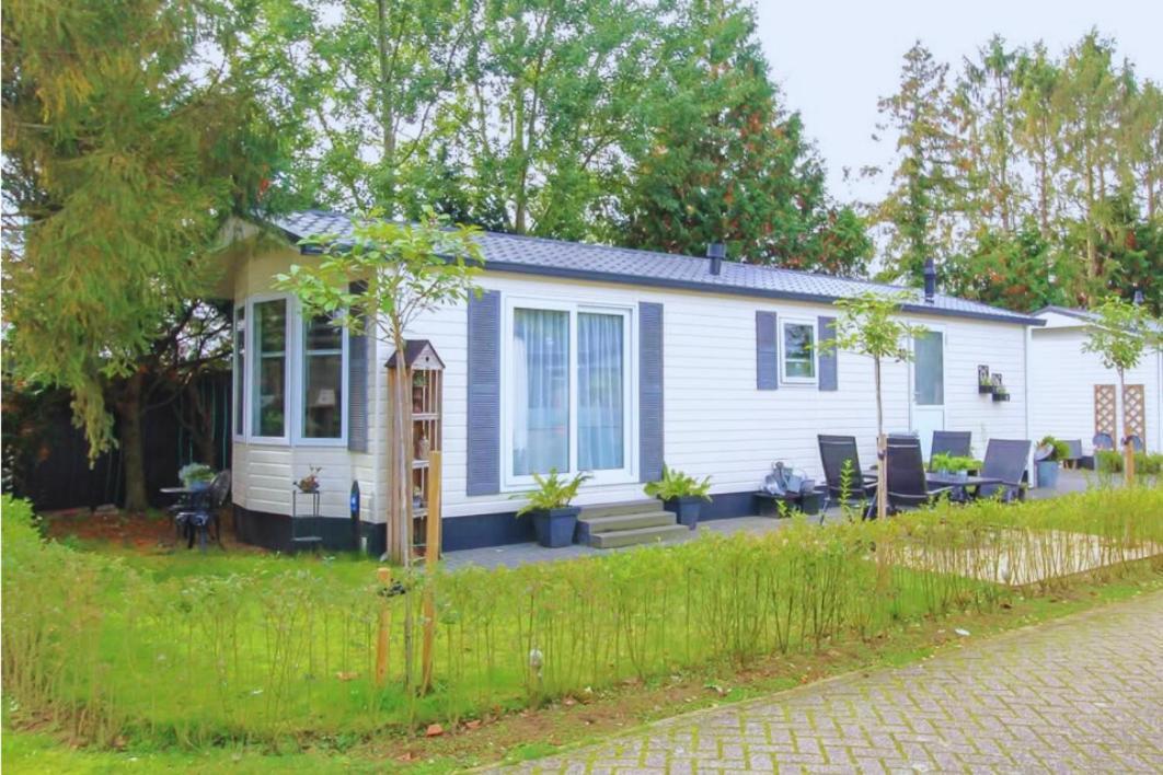 Sfeervol Chalet Op De Veluwe 皮滕 外观 照片